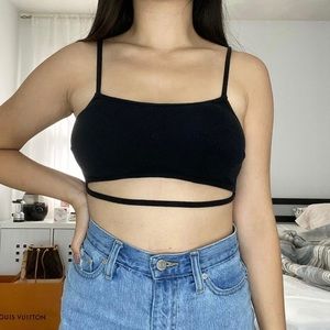 Black tank crop top